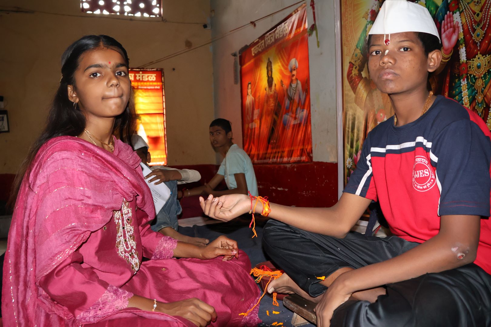 रक्षाबंधन सोहळ्यातील आनंद