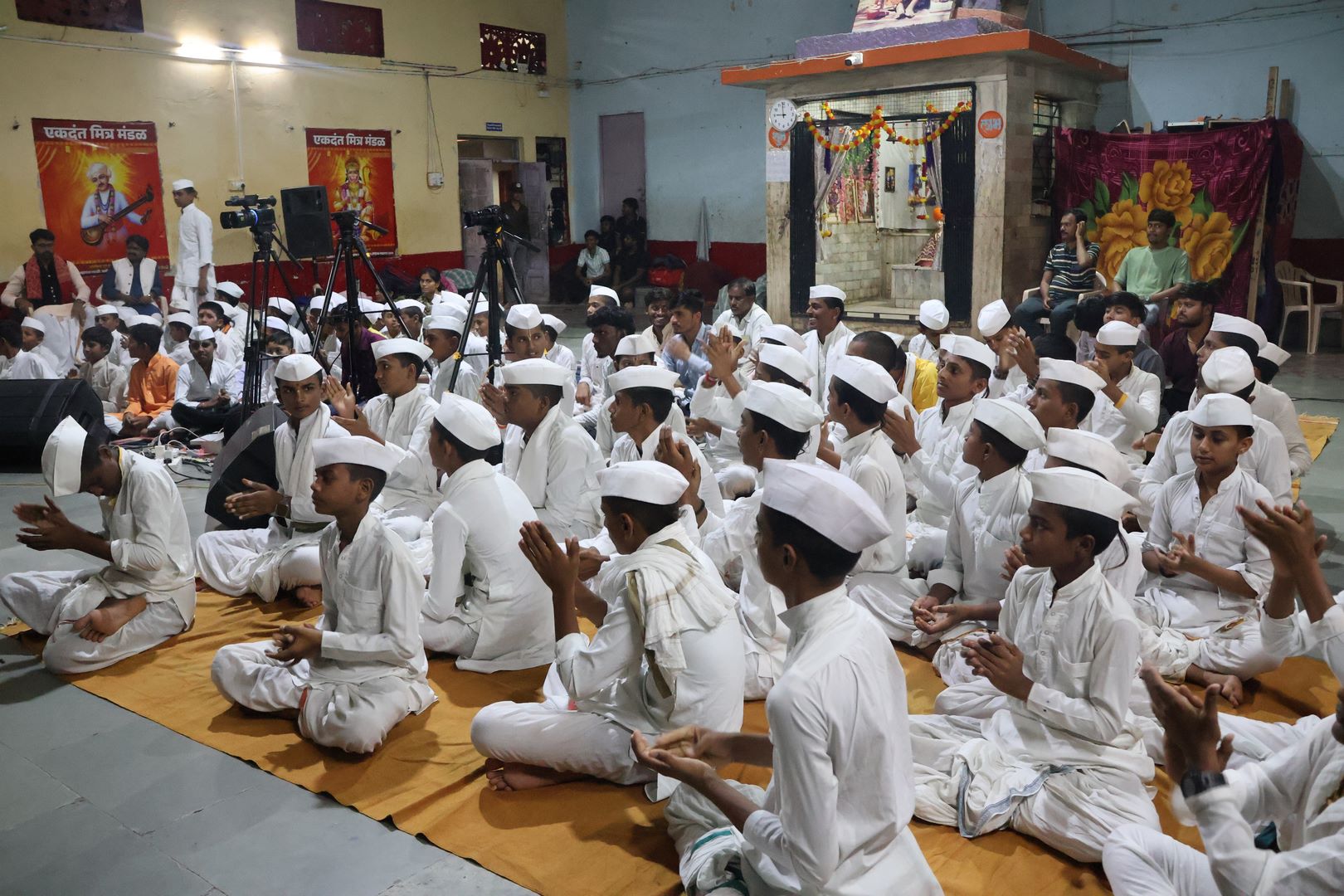 सामूहिक हरिपाठाचा गजर