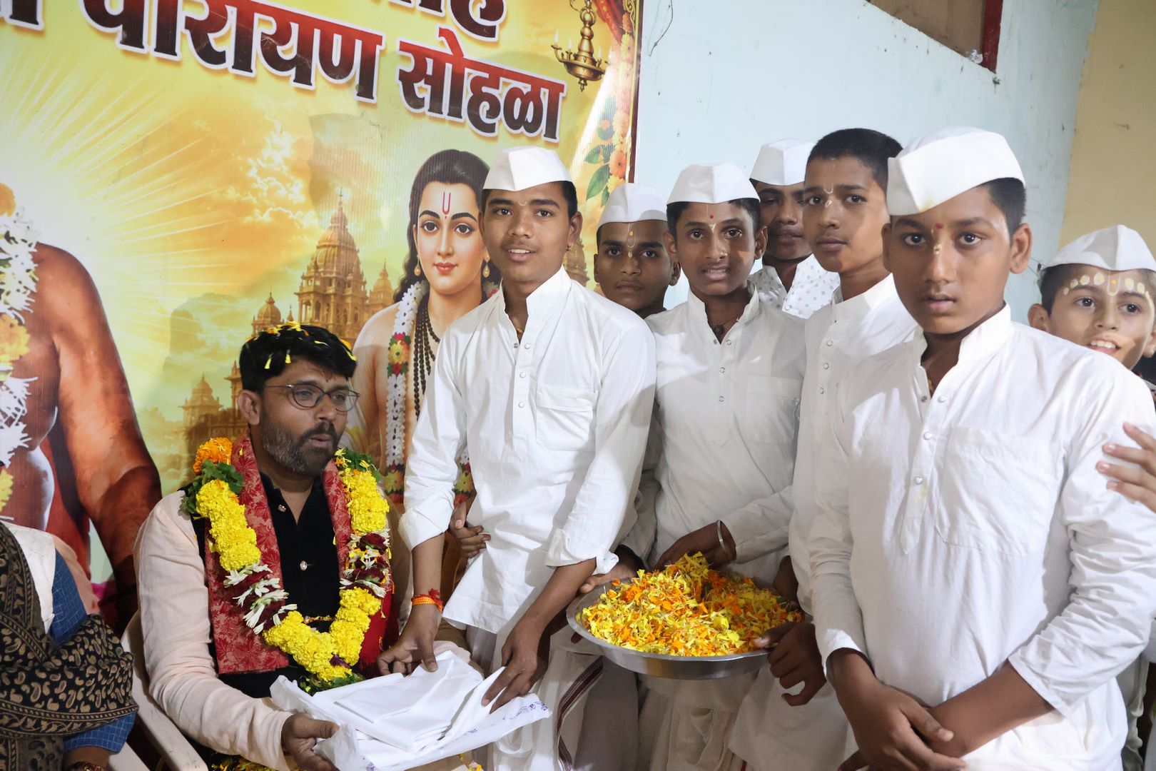 श्रोत्यांची भक्तिमय उपस्थिती